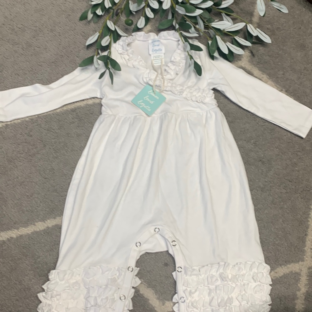 New super cute Romper